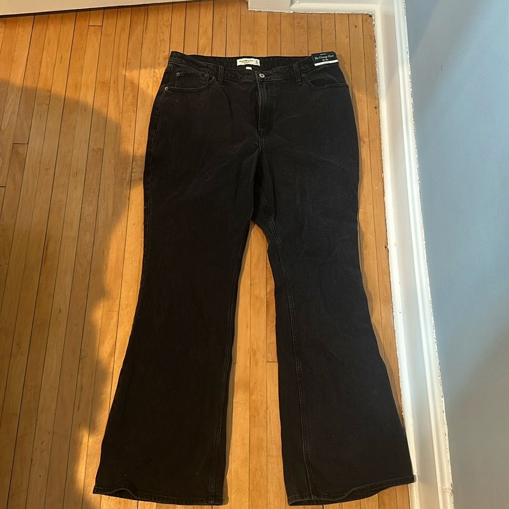 NWT Abercrombie and Fitch Flare Jeans